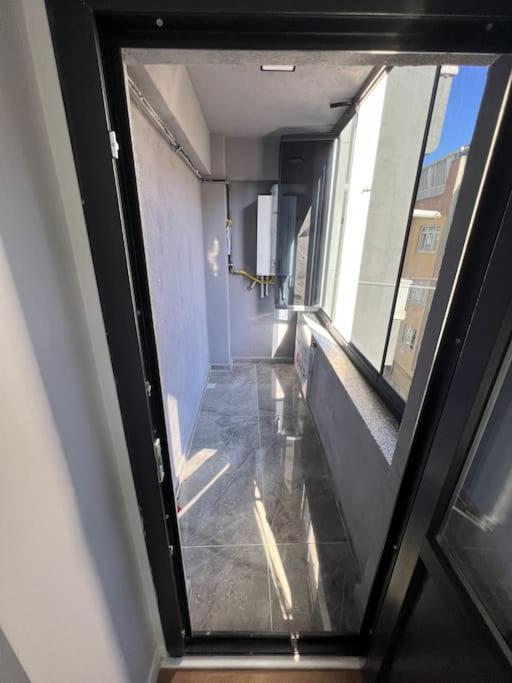 Апартаменты Zeytinburnu Merkezi Konumda, Sifir Daire & Esyalar Стамбул Экстерьер фото